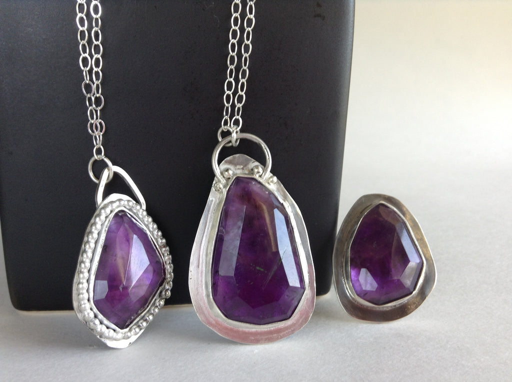 Pantone 2018 Color of the Year - Ultra Violet