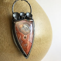 Crazy Lace Agate Necklace with Flowers