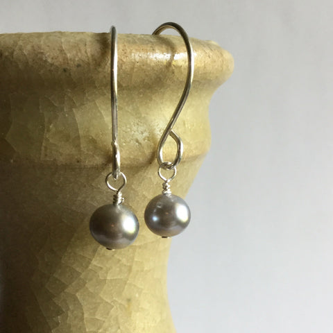 Gray Pearl Earrings